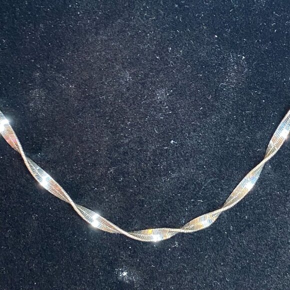 30” Sterling Silver 925 Necklace - Twisted Design (Milor Italy, 12.16g) Jewelry - Picture 3 of 6